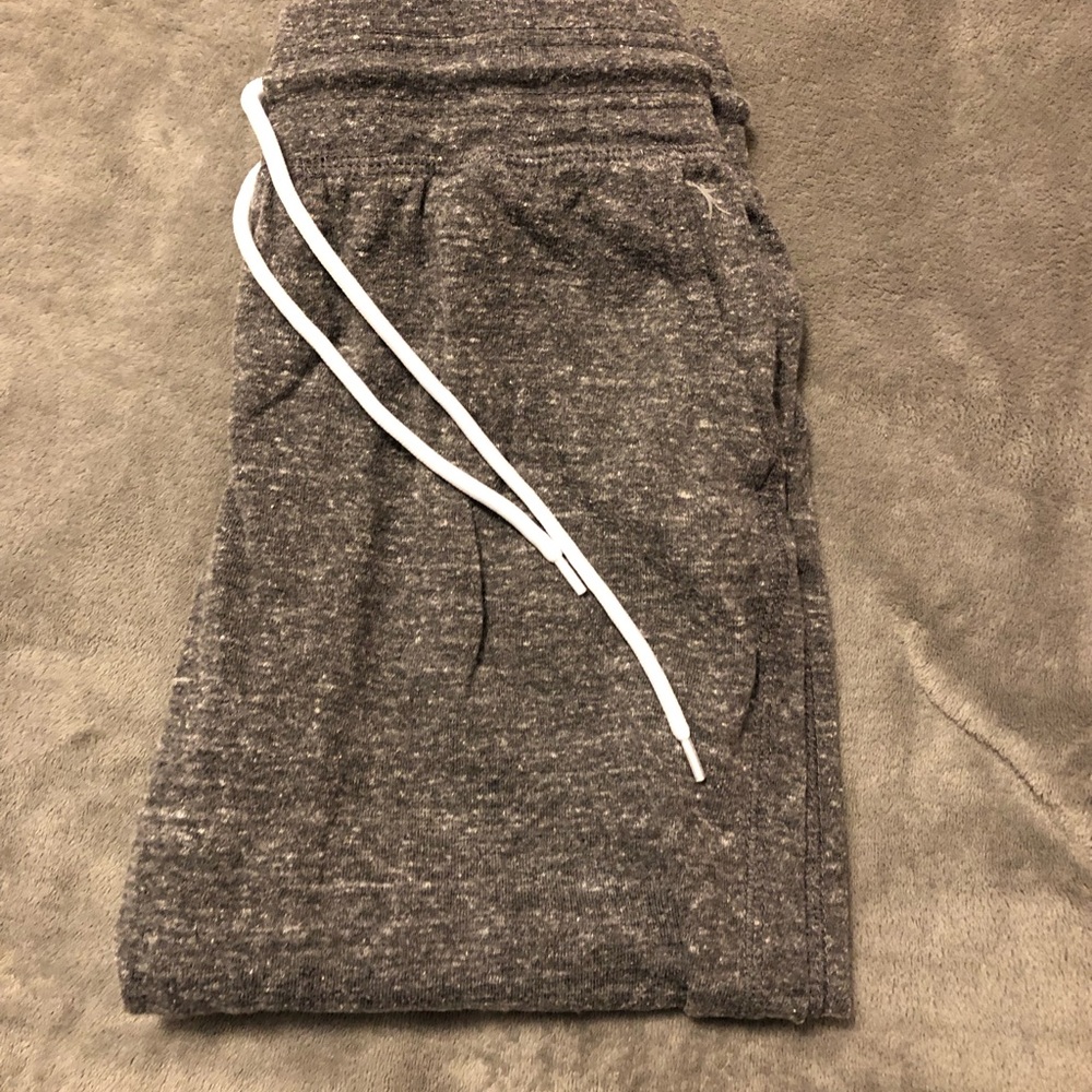 Grey Capri size M